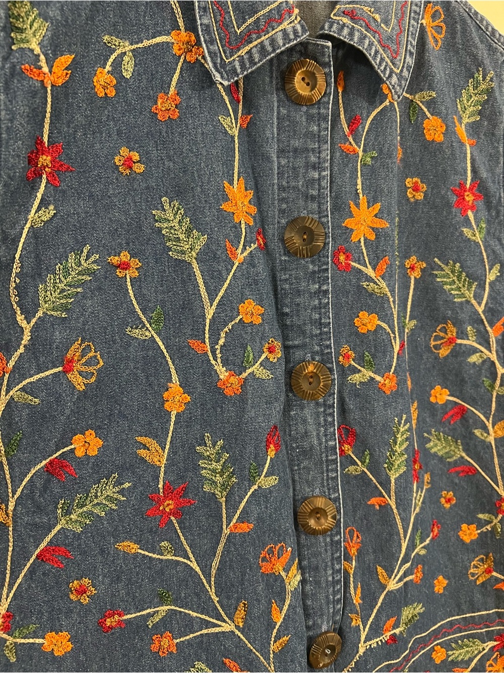 Vintage 90’s floral embroidered denim button up vest Cottagecore western boho - Picture 3 of 5
